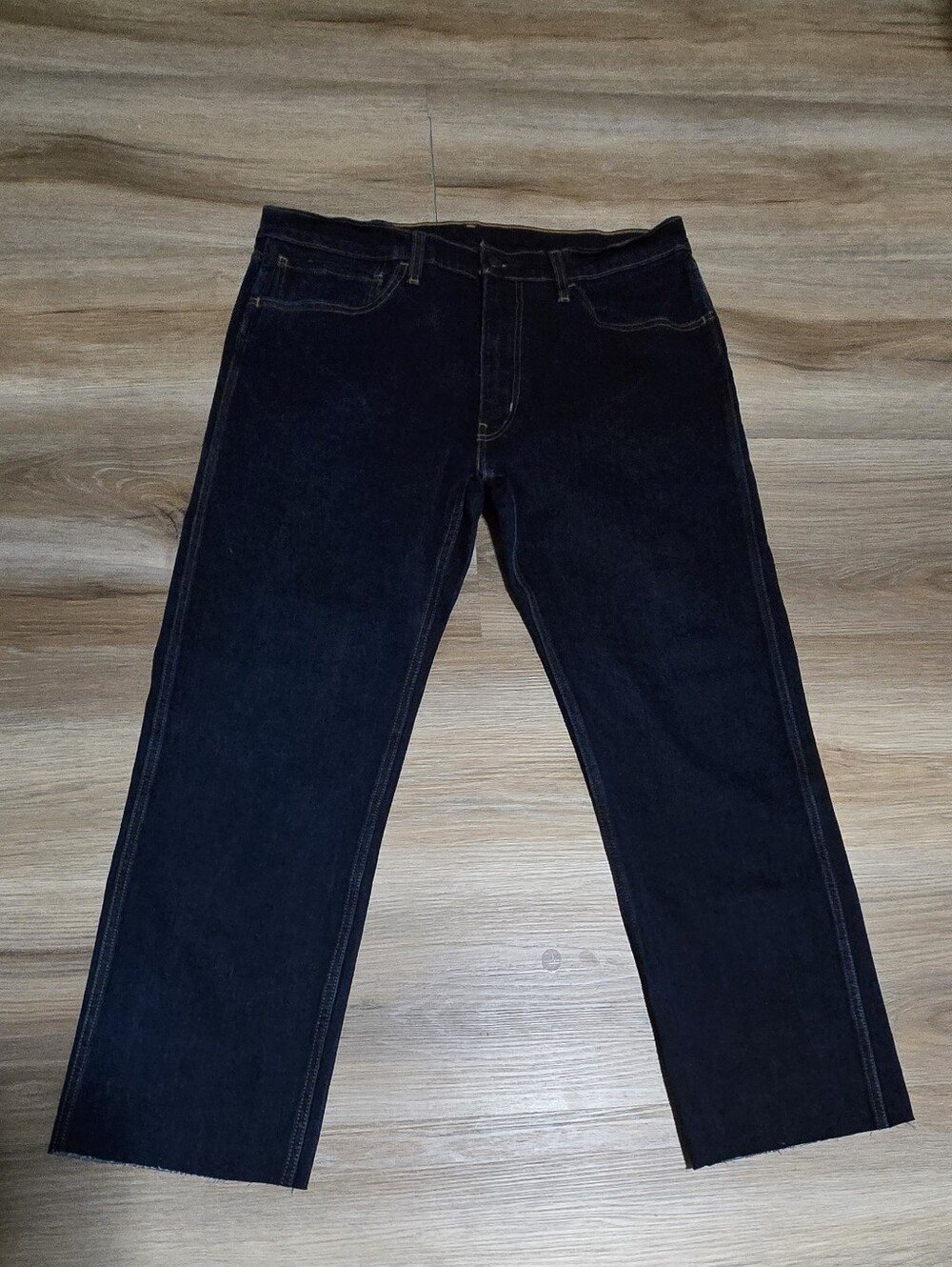 Levis Workwear Fit Raw Hem Men's Dark Blue Straight-Leg Unisex Jeans Size 36 - Picture 2 of 10